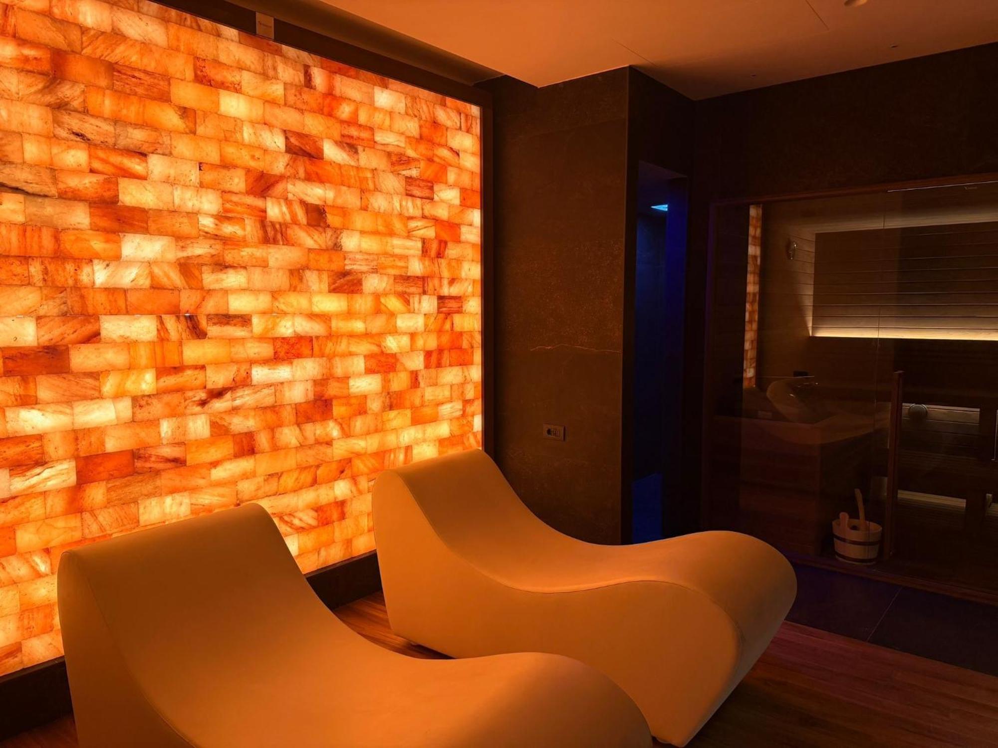 Hotel White — תמונות 1